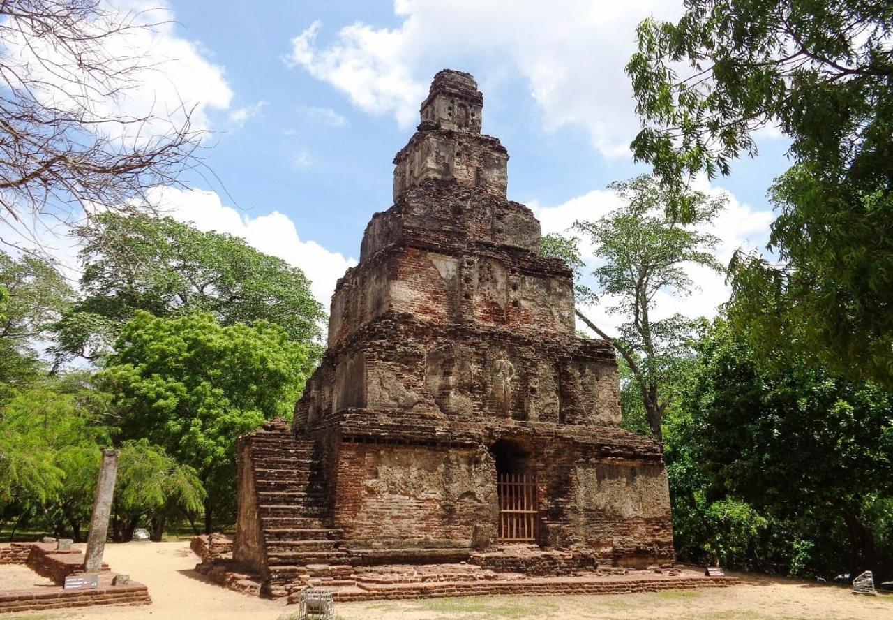 Geethani Tourist Home Polonnaruwa Cidade Antiga de Polonnaruva Exterior foto